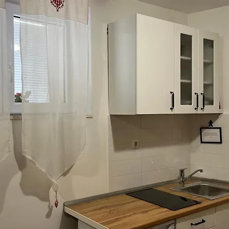 Appartement Kova *